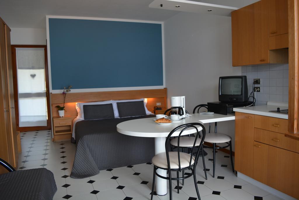 Residence San Vito Brenzone sul Garda Εξωτερικό φωτογραφία