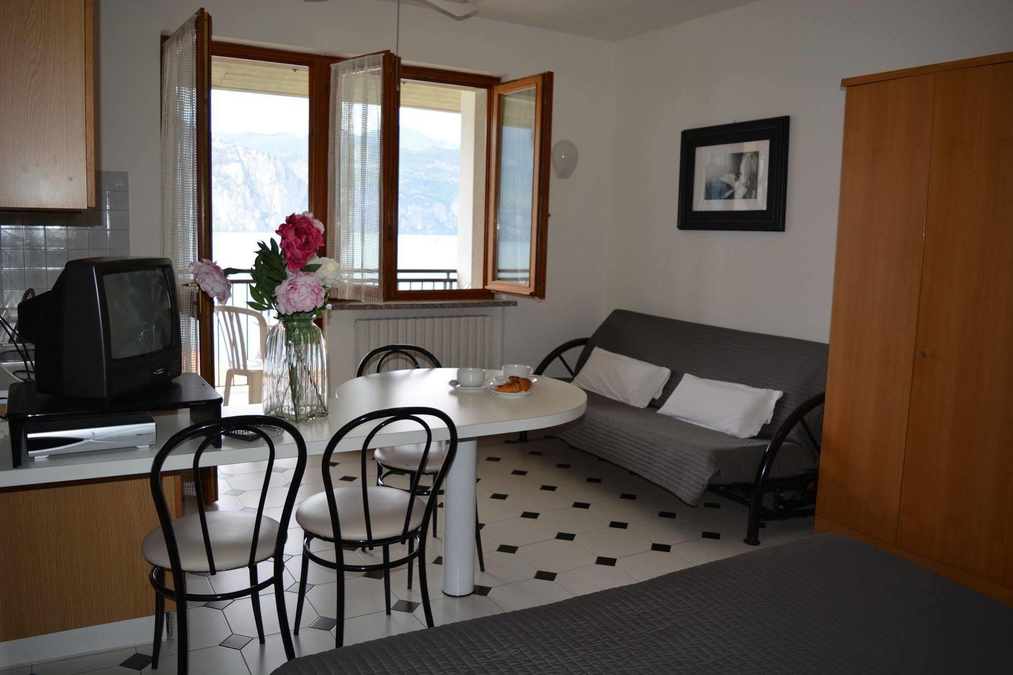 Residence San Vito Brenzone sul Garda Εξωτερικό φωτογραφία