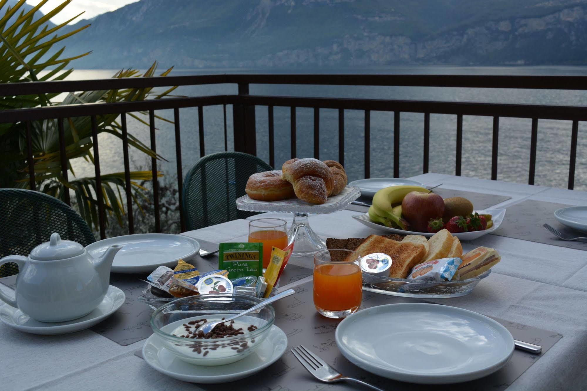 Residence San Vito Brenzone sul Garda Εξωτερικό φωτογραφία